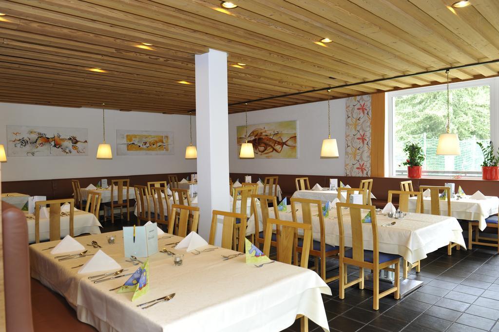 Kinder- Und Familienhotel Nockalm Инеркремс Екстериор снимка
