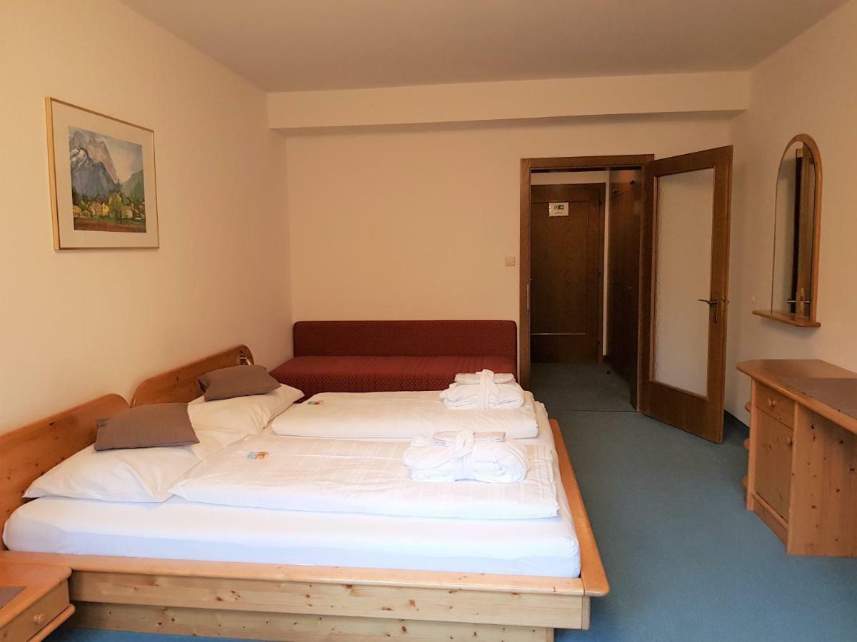 Kinder- Und Familienhotel Nockalm Инеркремс Екстериор снимка